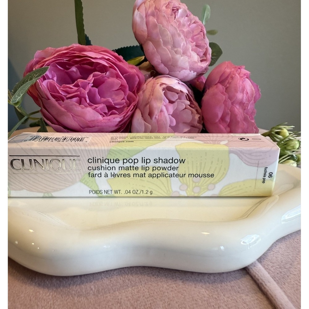 Clinique FUCHSIA POP Pop Lip Shadow Cushion Matte Lip Powder, New‎ in Box
